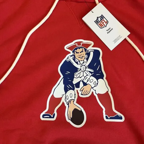RARE RED Nike Standard Issue New England Patriots TEAM Dri-FIT Hoodie Rivalries